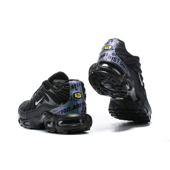 Nike Air Max Plus Tn Men Black CU9697-001Sneakers