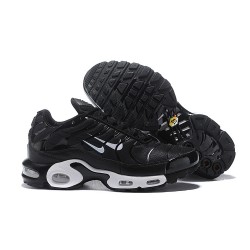 Nike Air Max Plus Tn Men Black and White Sneakers